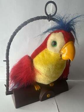 Vintage 1991 Gemmy Industries Pete The Repeat Talking Parrot Electronic Toy